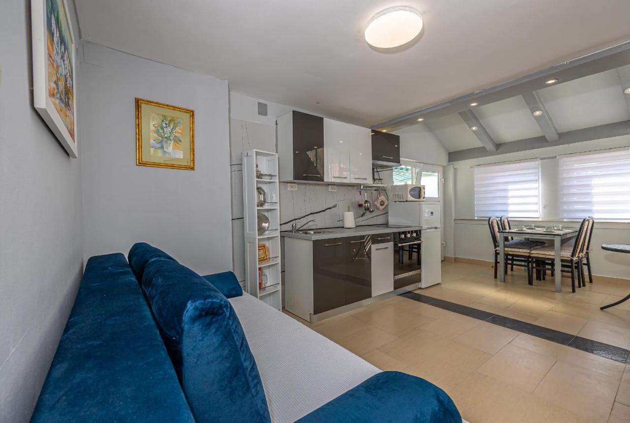 יאדראנובו Apartments Lapis מראה חיצוני תמונה
