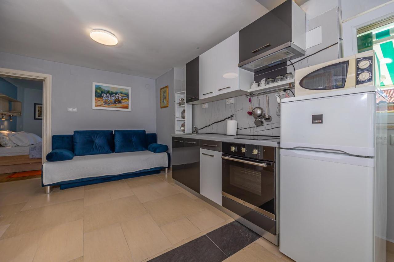יאדראנובו Apartments Lapis מראה חיצוני תמונה