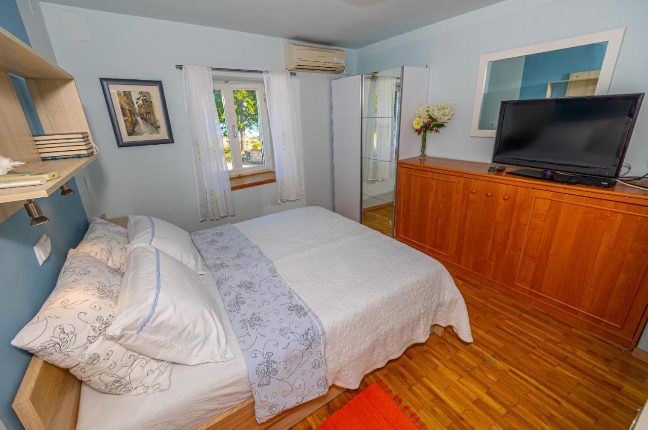 יאדראנובו Apartments Lapis מראה חיצוני תמונה